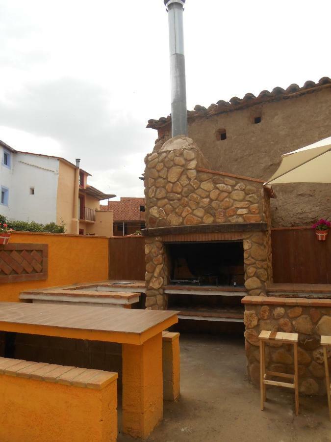Casa Isabel Villa Olvés Exteriör bild